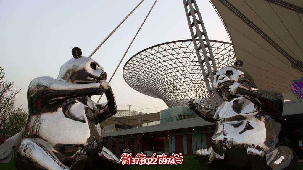 不銹鋼卡通熊貓雕塑，為動物園擺放鏡面裝飾