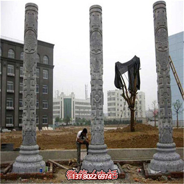 大型浮雕盤(pán)龍石柱雕塑擺件