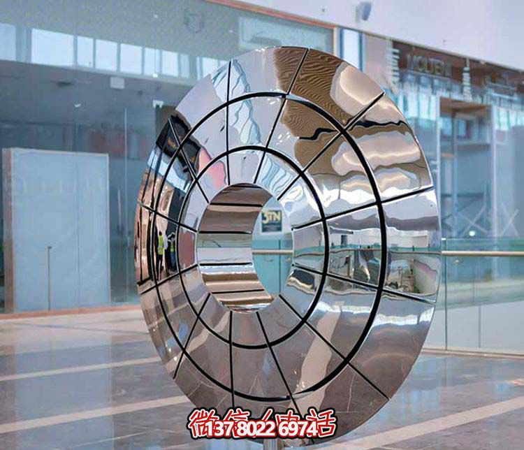 不銹鋼雕塑傘狀圓環，創意裝點商廈鏡面