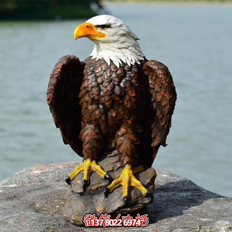 玻璃鋼老鷹雕塑擺件，點(diǎn)綴戶外花園庭院