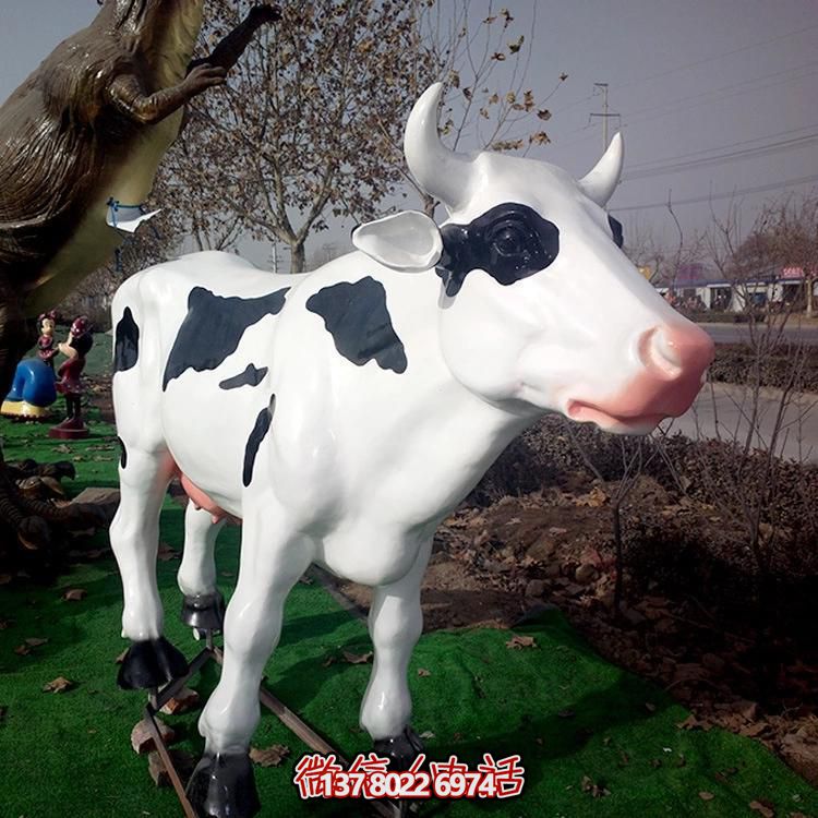 玻璃鋼制仿真奶牛擺件，裝點(diǎn)你的戶外農(nóng)場(chǎng)
