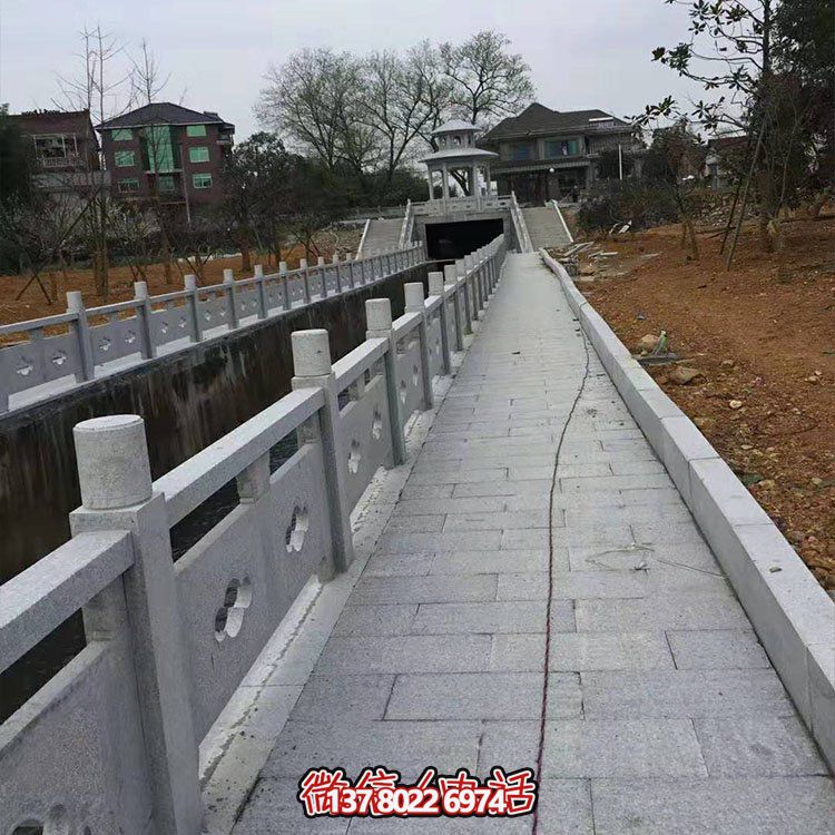 精美大理石護欄雕塑，點綴河道戶外環境