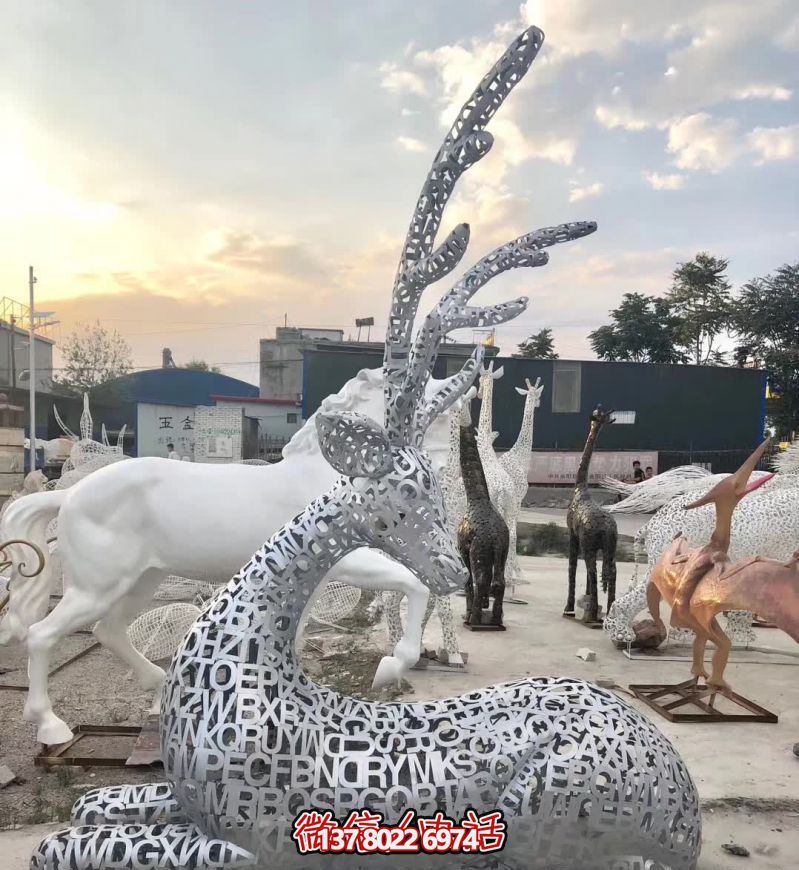 不銹鋼鹿雕塑，裝點(diǎn)家園鄉(xiāng)村公園街道