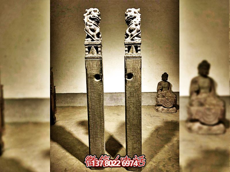 新中式庭院門(mén)前擺放獅子拴馬柱雕塑 新中式庭院門(mén)前擺放獅子拴馬柱雕塑