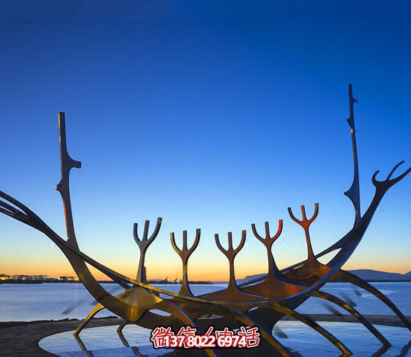 海邊景區擺放簡約鑄造組合不銹鋼船雕塑 海邊景區擺放簡約鑄造組合不銹鋼船雕塑